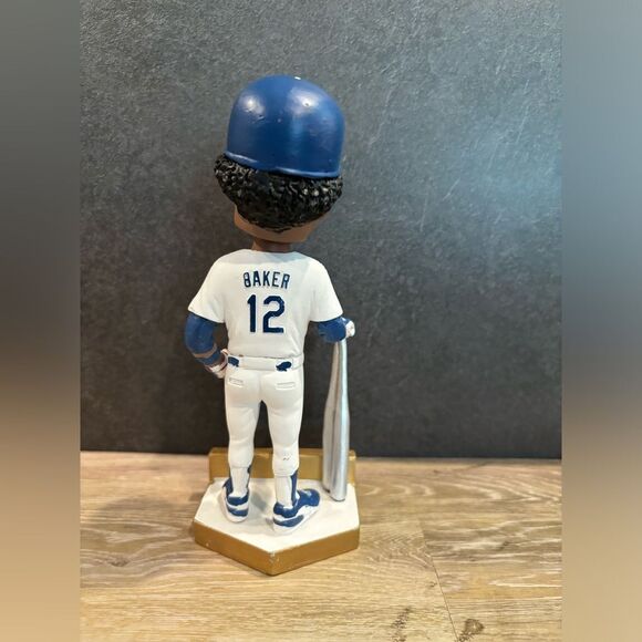 2024 SGA Los Angeles Dodgers Legend Dusty Baker Bobblehead MLB NEW - Picture 10 of 13